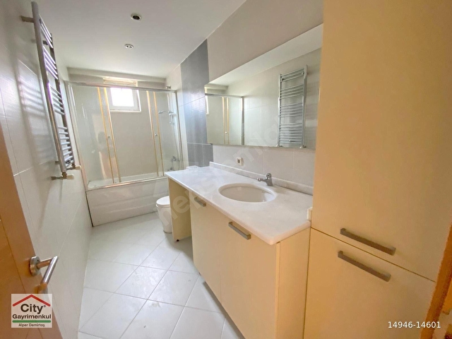 GÖZTEPE MEDİKAL PARK ARKASI, EBEVEYNLİ, BALKONLU, 145M2 , 3+1 - Görsel 18