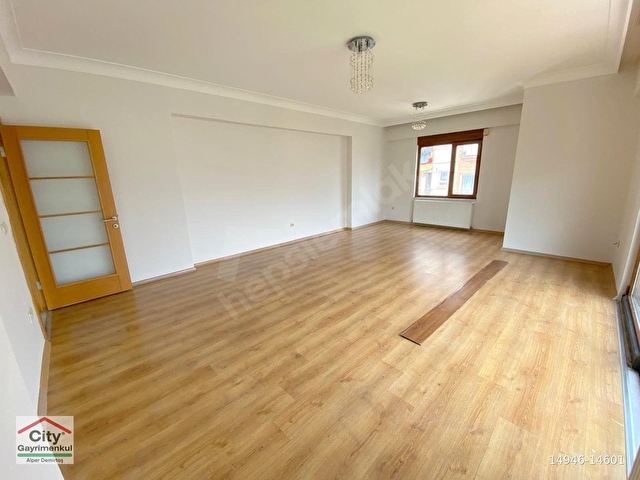 GÖZTEPE MEDİKAL PARK ARKASI, EBEVEYNLİ, BALKONLU, 145M2 , 3+1 - Görsel 4