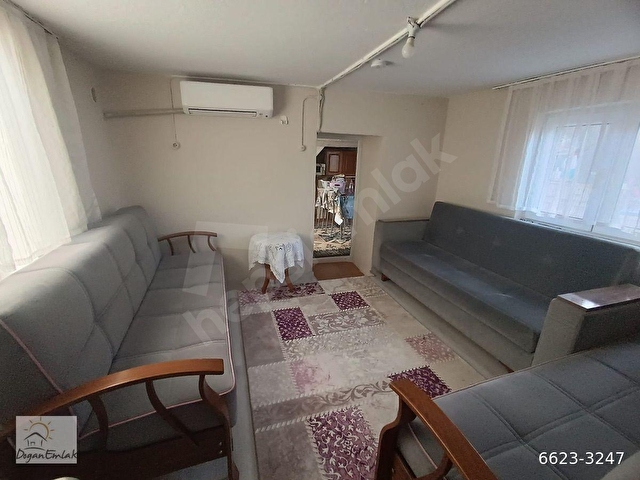 Günlük Kiralık 4 Odalı Müstakil Ev - Balıkesir Ayvalık Küçükköy Mahallesi - 9 Kişi Kapasiteli