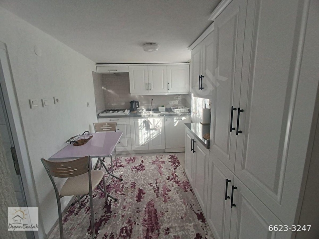 Günlük Kiralık 4 Odalı Müstakil Ev - Balıkesir Ayvalık Küçükköy Mahallesi - 9 Kişi Kapasiteli - Görsel 2