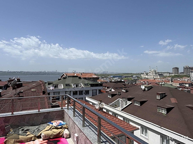 KANARYADA 4+2 SATILIK 190m2 GÖL MANZARALI DUBLEKS DAİRE - Görsel 12