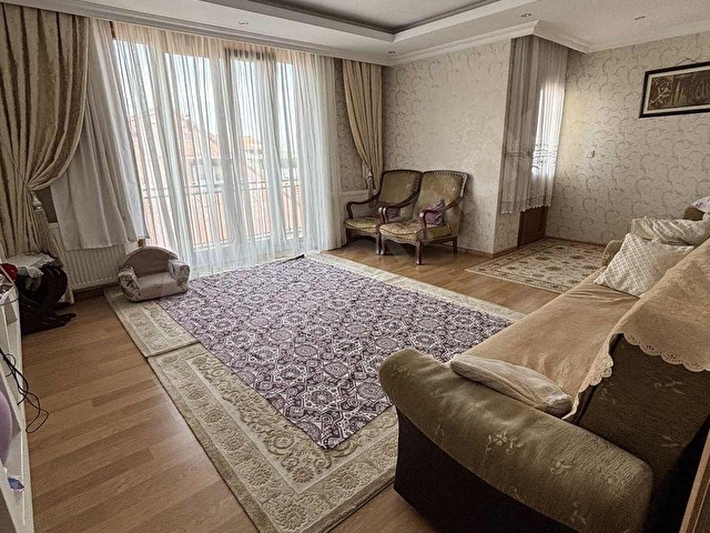 KANARYADA 4+2 SATILIK 190m2 GÖL MANZARALI DUBLEKS DAİRE