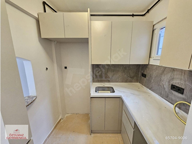 Bağlarbaşında Nezih Semtte 2+1 *BOŞ* İçi Yapılı Fırsat Daire - Görsel 29