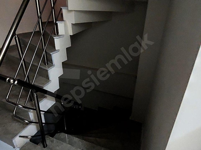 ÇANAKKALE İSMETPAŞA MAH. ÇOK MERKEZİ KONUMDA SATILIK 1+1 DAİRE - Görsel 19