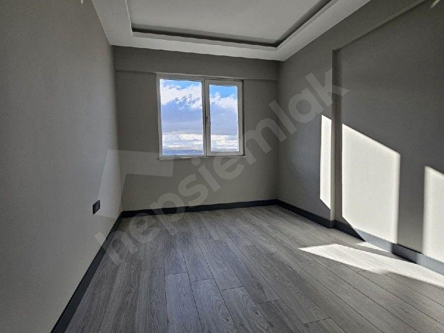DİKKATLİ GAYRİMENKULDEN ÇANKAYA ÜNİVERSİTESİ YANINDA EBEVEYN BANYOLU 2+1 SATILIK DAİRELER - Görsel 24