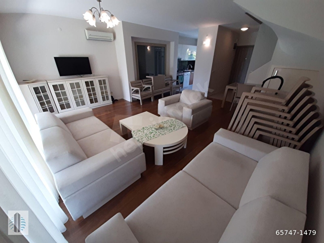 (A1479) Denize Yürünür, Havuzlu site, Geniş Bahçe, Bakımlı Villa - Görsel 10