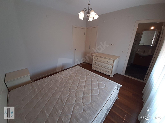 (A1479) Denize Yürünür, Havuzlu site, Geniş Bahçe, Bakımlı Villa - Görsel 23