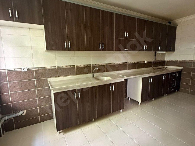 SATILIK YÜKSEK GİRİŞ 3+1