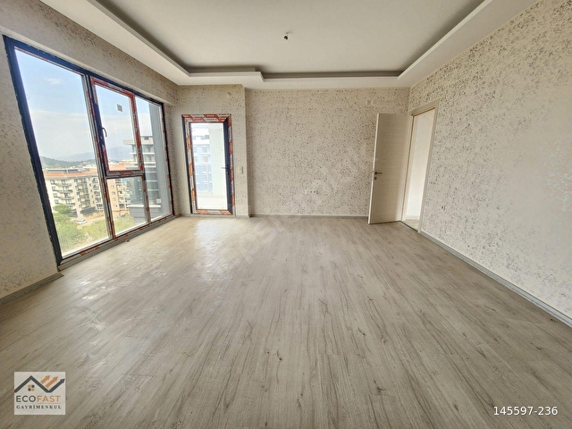 Menemen Asarlıkta kiralık Geniş 3+1 Daire - Görsel 2