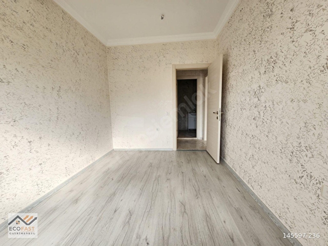 Menemen Asarlıkta kiralık Geniş 3+1 Daire - Görsel 13