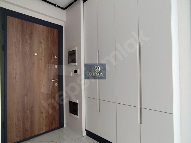 ÖZYAPIDAN ÇAKMAKTA 2+1 MÜKEMMEL KONUMDA FIRSAT DAİRE - Görsel 11