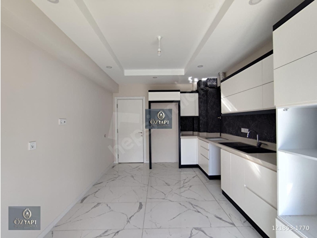 ÖZYAPIDAN ÇAKMAKTA 2+1 MÜKEMMEL KONUMDA FIRSAT DAİRE - Görsel 17