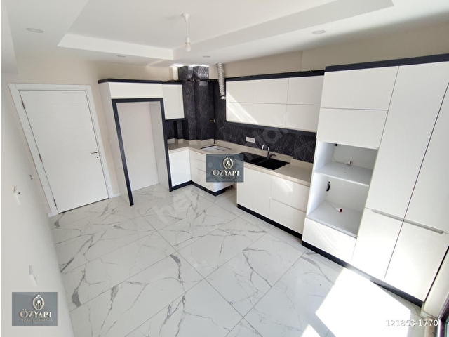 ÖZYAPIDAN ÇAKMAKTA 2+1 MÜKEMMEL KONUMDA FIRSAT DAİRE - Görsel 15