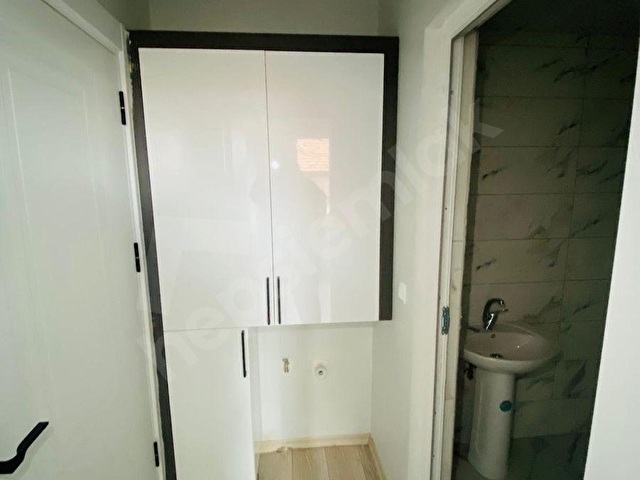 HÜRRİYET MAHALLESİNDE 2+1 100m² ŞAHSİ GARAJLI + KİLERLİ SATILIK SIFIR DAİRELER - Görsel 11