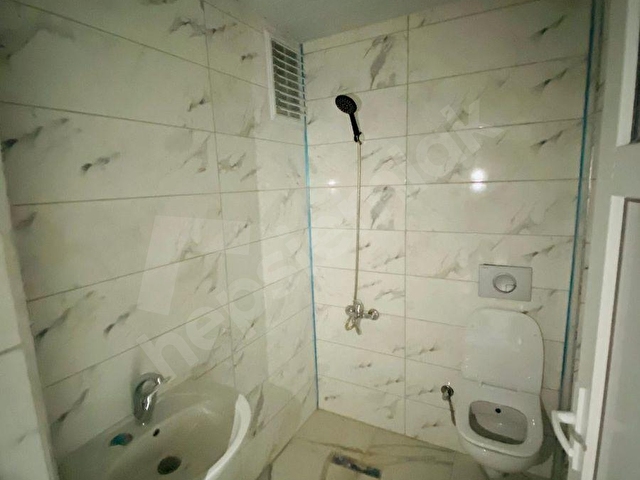 HÜRRİYET MAHALLESİNDE 2+1 100m² ŞAHSİ GARAJLI + KİLERLİ SATILIK SIFIR DAİRELER - Görsel 15