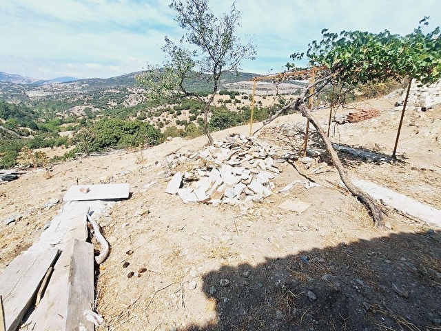 ÇANAKKALE MERKEZ KİRAZLI KÖYÜNDE SATILIK BAHÇELİ YIĞMA TAŞ EV - Görsel 22