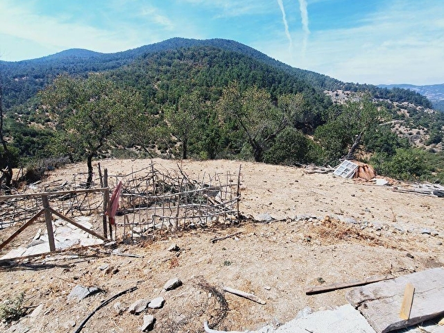 ÇANAKKALE MERKEZ KİRAZLI KÖYÜNDE SATILIK BAHÇELİ YIĞMA TAŞ EV - Görsel 21