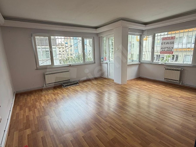 ORTAKLAR CADDESİ PARELELİ 2+1 KOMBİLİ - Görsel 3