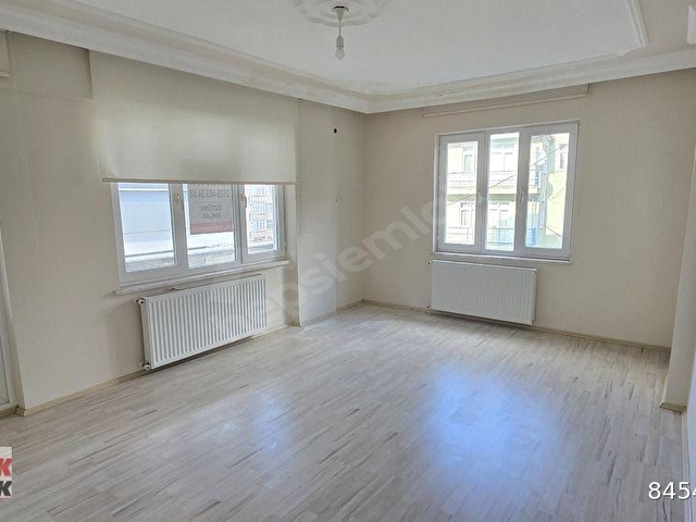 ALAPLI MERKEZDE KİRALIK DAİRE 2.kat