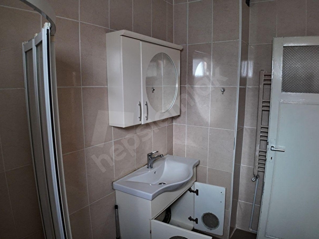 3+1 MERKEZİ KONUMDA EŞYALI KİRALIK DAİRE - Görsel 23