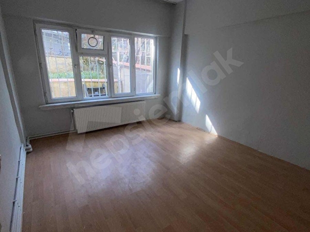 EMLAKCIMDAN ADLİYE YAKINI BAHÇE CEPHELİ 2+1 KOMBİLİ DAİRE - Görsel 23