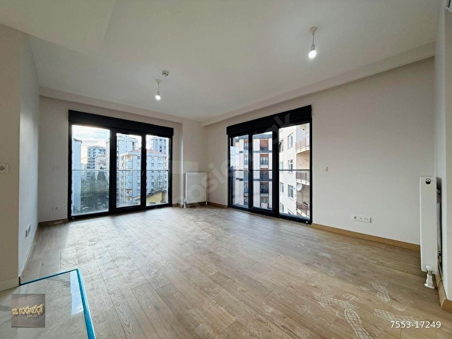 BOSTANCIDA SİTE İÇERİSİNDE GÜVENLİKLİ, HAVUZLU 85m2 2+1 BOŞ DAİRE - Görsel 19