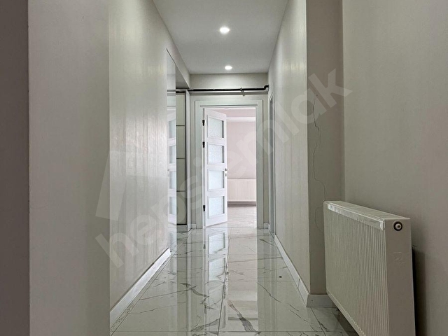 PAŞAKÖY/14 AVM YANI,180M2,BR.GRJLI,2BANYLU,GİY.ODALI,SU ARTMALI,JENERATÖRLÜ,2BLKNLU,4+1 LÜX DAİRE - Görsel 24