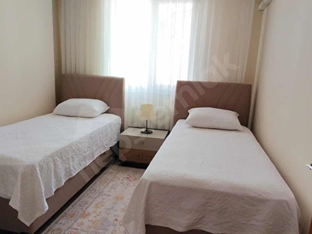 KUŞADASI KARAOVA MERKEZDE HAVUZLU SİTEDE ACİL KİRALIK VİLLA - Görsel 15