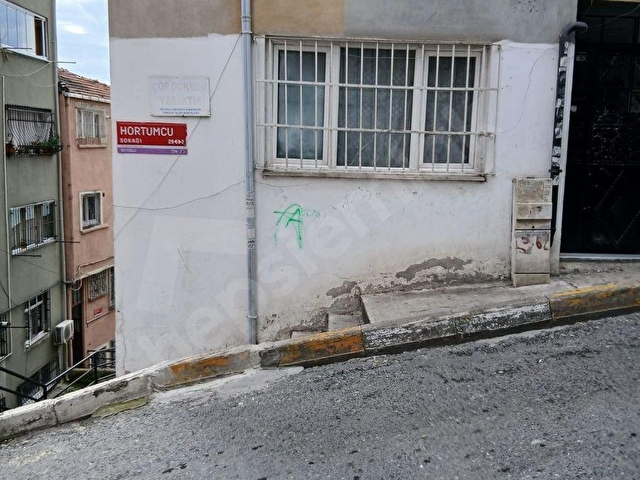 Şebnem Emlak,tan Hortumcu Sk.1+1+ Hol 70 m2 giriş kat Satılık daire ( DOLU ) - Görsel 7