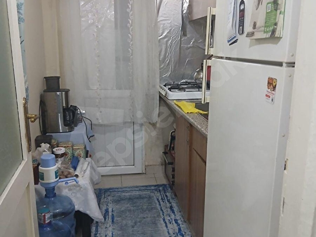 Şebnem Emlak,tan Hortumcu Sk.1+1+ Hol 70 m2 giriş kat Satılık daire ( DOLU ) - Görsel 5