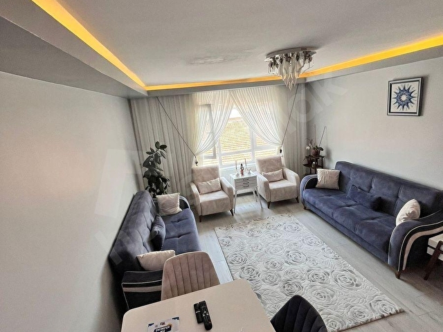 ANKARA ETİMESGUT İSTANSYON MAHALLESİNDE 3+1 YAPILI 2 BALKONLU EV - Görsel 4