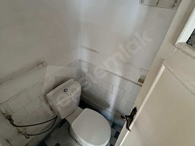 DOĞUŞDAN TEPEBAŞINDA KATTA KLASİK SALON 3+1 KİRALIK DAİRE - Görsel 15