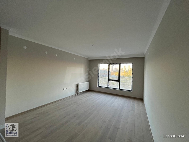 BİENSTEN YEŞİLOVANIN EN GÜZEL BİNASINDA 2+1 KİRALIK DAİRE - Görsel 4