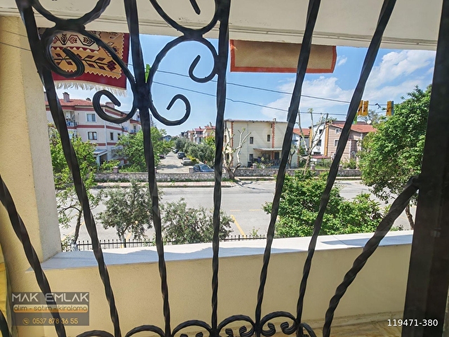 Manisa Güzelyurtta satılık 4+1 müstakil tripleks villa - Görsel 15