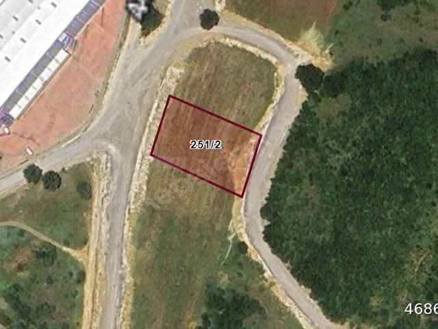 PELİTLİDE 2.110 M² SATILIK SANAYİ İMARLI ARSA BURADA - Görsel 3