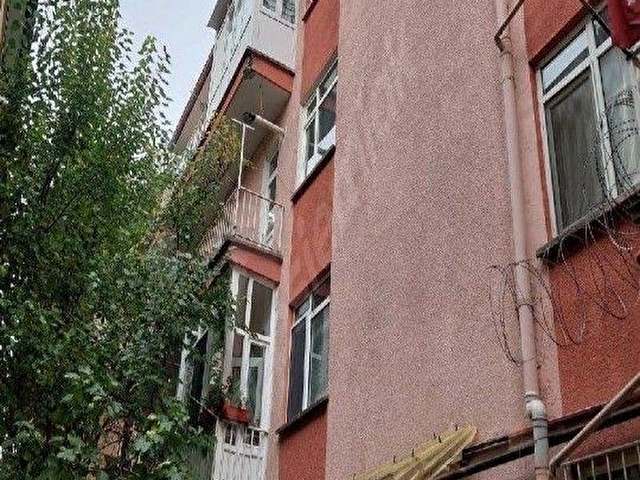 EMEK 3+1 KATTA ARKA CEPHE KOMBİLİ