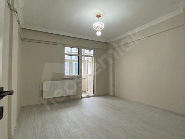 SAMSUN İLKADIM ULUGAZİ MAHALLESİNDE KAT TAPULU İÇİ YAPILI 2+1 SATILIK DAİRE - Görsel 5