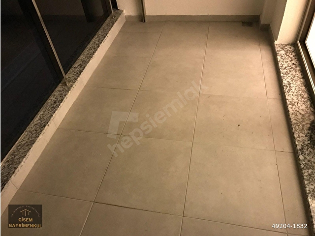 Karşıyaka  Ata Kent Yalı da Satılık 1+1 Lüx Daire - Görsel 3