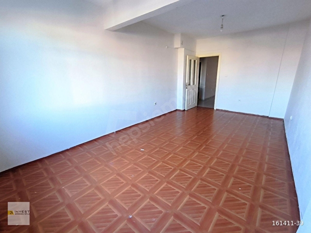 ÇENGELKÖY YAVUZTÜRK MAHALLESİ CADDE ÜZERİ 2+1 110 m2 2 BALKON - Görsel 26