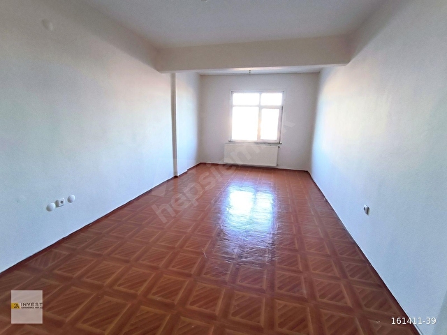 ÇENGELKÖY YAVUZTÜRK MAHALLESİ CADDE ÜZERİ 2+1 110 m2 2 BALKON - Görsel 24