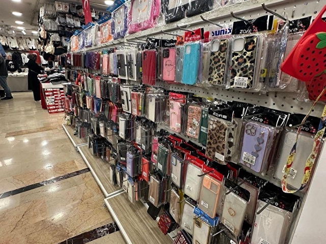 BATIKENT SOSYETE PAZARINDA KOSE BASI TELEFON AKSESUARLARI YERI DEVREDILECEKTIR - Görsel 4