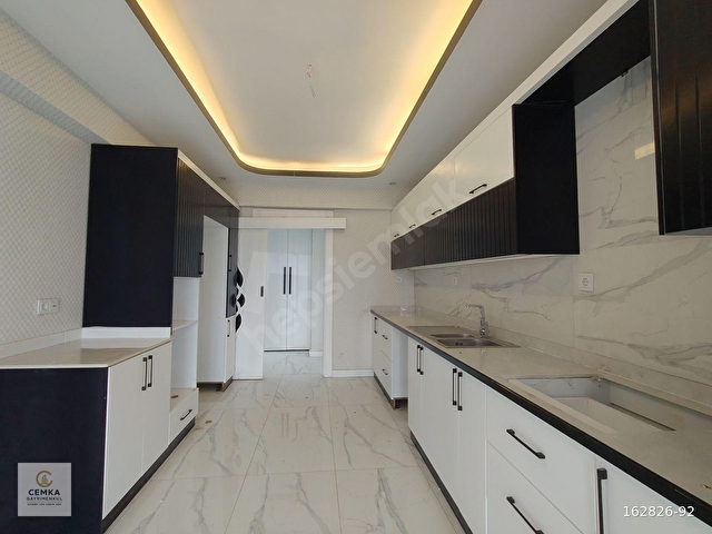 ALPASLANDA ŞEHİR HASTANESİ MANZARALI SATILIK 3.5+1 SATILIK DAİRE - Görsel 2