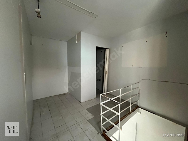 Yücelenden İki Katlı Kiralık Dükkan - Görsel 12