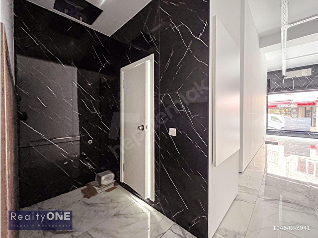 Beyoğlu Galata Kiralık Dükkan 100m2 Süper Konumda Geniş Kullanım - Görsel 8