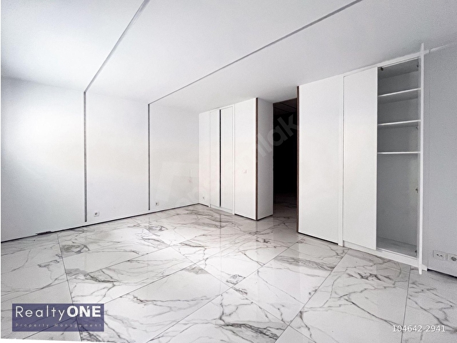 Beyoğlu Galata Kiralık Dükkan 100m2 Süper Konumda Geniş Kullanım - Görsel 11