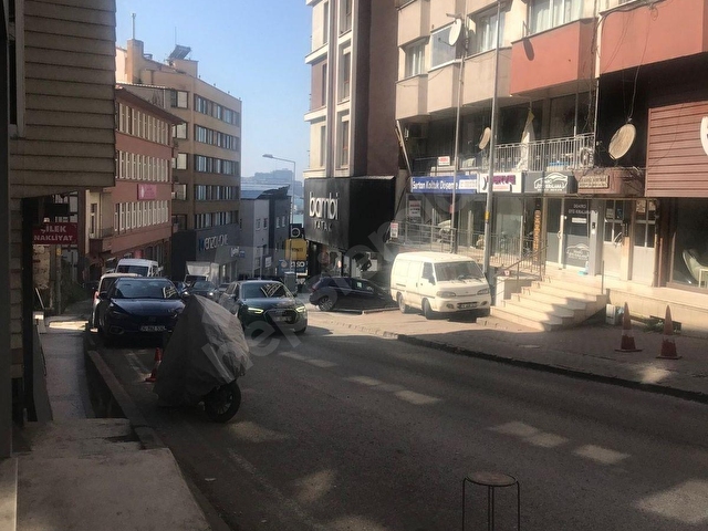 KADIRGA CADDESİ YOLA  CEPHELİ 70 m2 KİRALIK DÜKKAN - Görsel 15