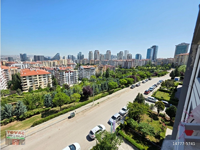 ÇUKURAMBARIN EN GÖZDE YERİNDE AÇIK CEPHELİ MANZARALI MANTOLAMALI KOMBİLİ - Görsel 14