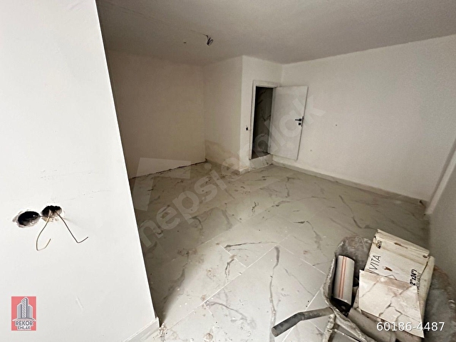 REKORDAN KIBRIS CADDESİNDE 200 M2 KİRALIK BACALI SIFIR DÜKKAN HASTAHANE VE YURT YANINDA - Görsel 19
