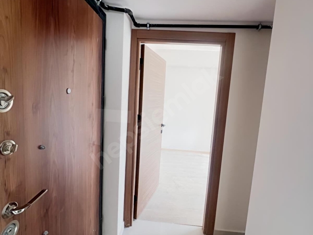 YENİ -SIFIR BİNADA-LÜKS-AYRI MUTFAKLI-ARA KAT-KÖŞE DAİRE - Görsel 6