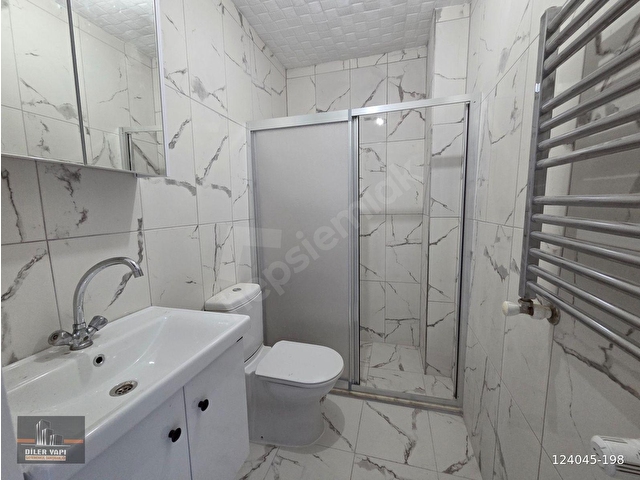 DİLERDEN BAĞLARBAŞINDA BAĞDAT CADDESİNE ÇOK YAKIN KİRALIK DAİRE 3+1 130 M2 MARMARAYA 6 DK MESAFADE - Görsel 20